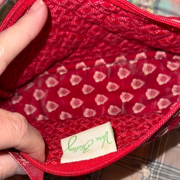 Vera Bradley Red Patterned Crossbody Bag - Picture 6 of 11